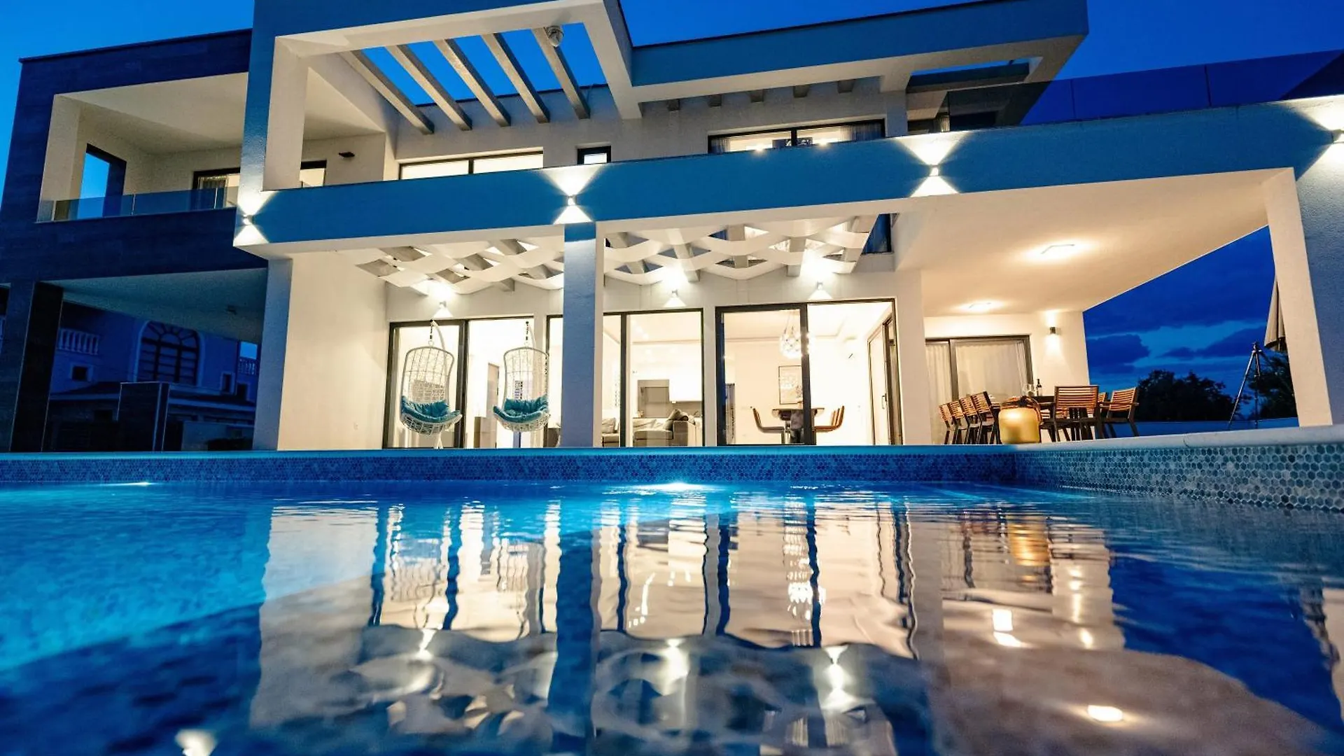 Contemporary Zadar Villa 4 Bedrooms Villa Barako Prestige Private Heated Pool Air-Conditioning Zaton Croatia