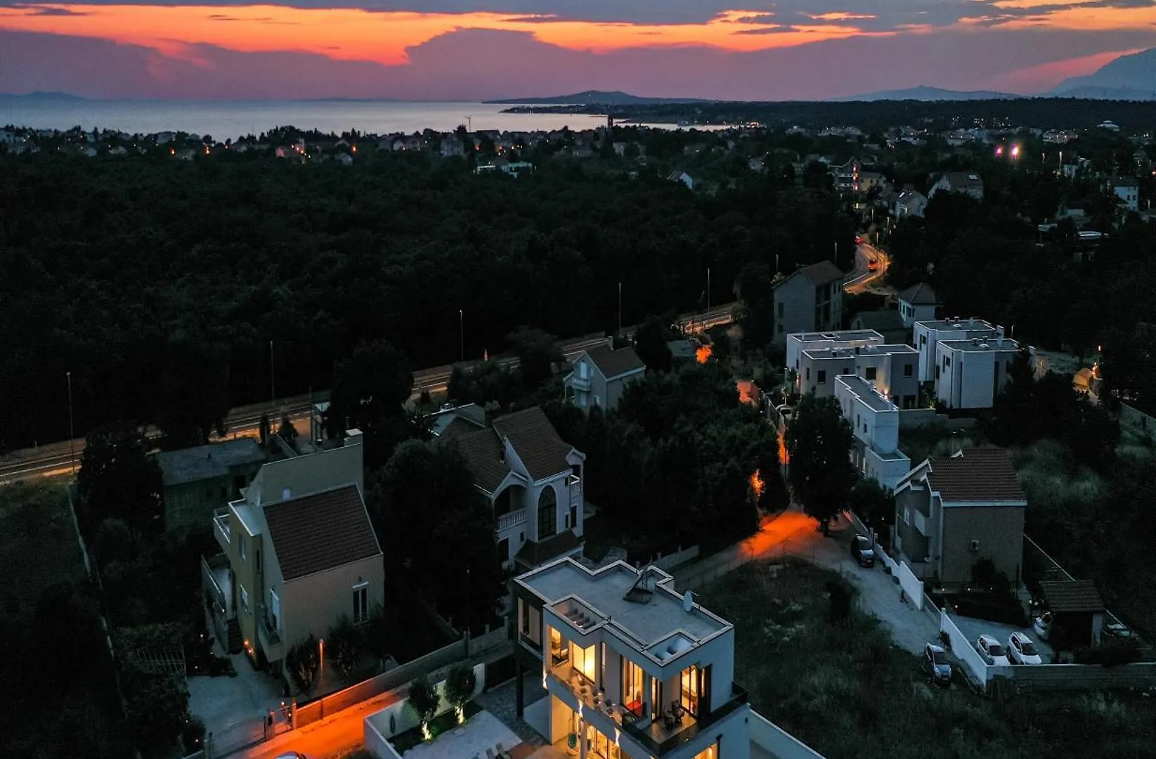 Contemporary Zadar Villa 4 Bedrooms Villa Barako Prestige Private Heated Pool Air-Conditioning Zaton Croatia