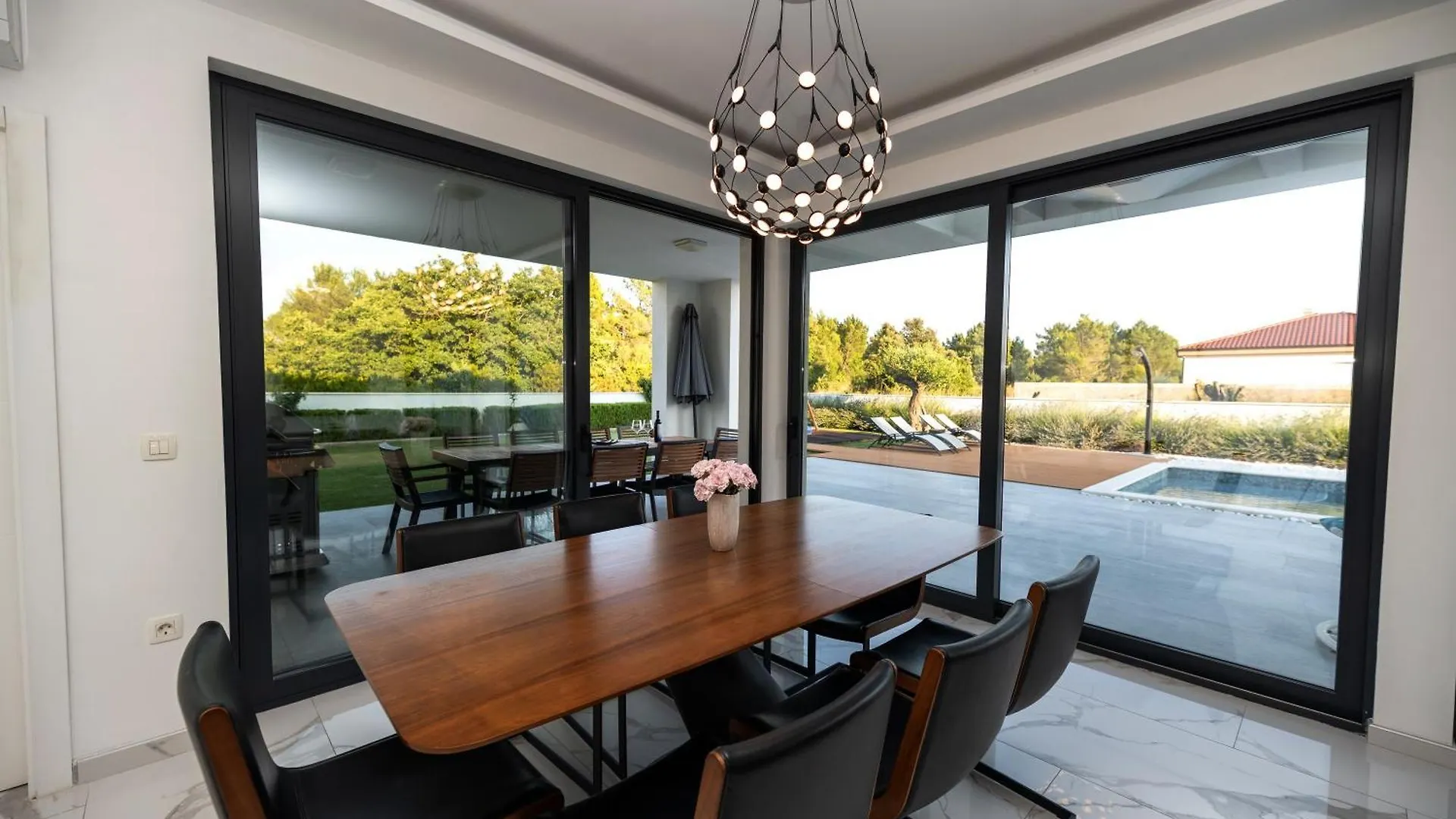 Contemporary Zadar Villa 4 Bedrooms Villa Barako Prestige Private Heated Pool Air-Conditioning Zaton Croatia
