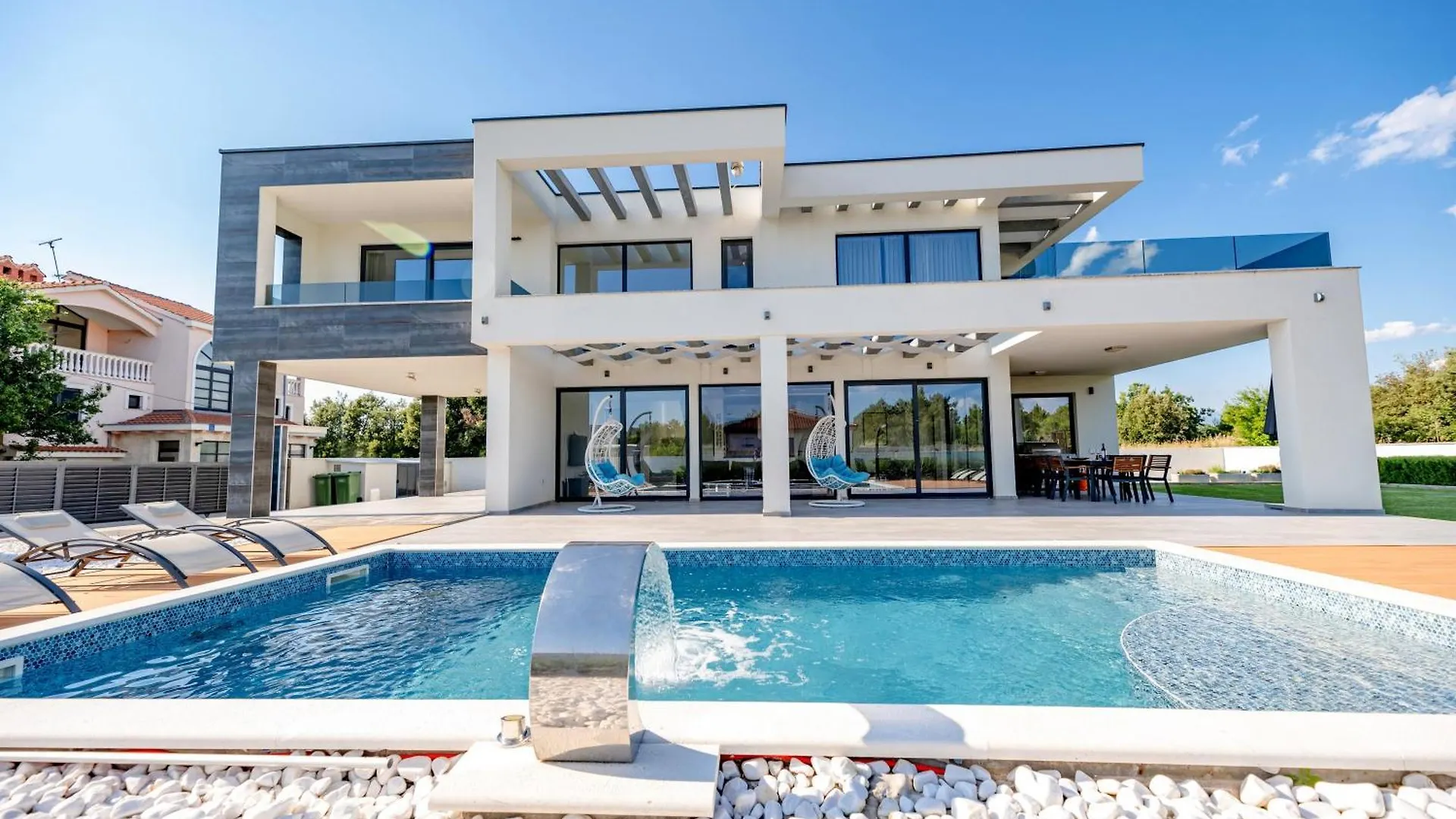 Contemporary Zadar Villa 4 Bedrooms Villa Barako Prestige Private Heated Pool Air-Conditioning Zaton Croatia