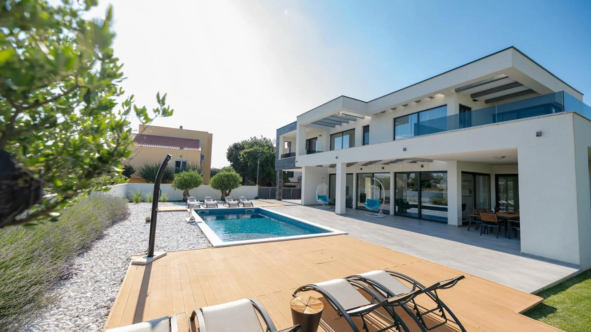 Contemporary Zadar Villa 4 Bedrooms Villa Barako Prestige Private Heated Pool Air-Conditioning Zaton Croatia